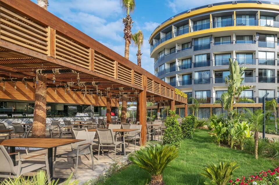Arnor De Luxe Hotel & Spa 4