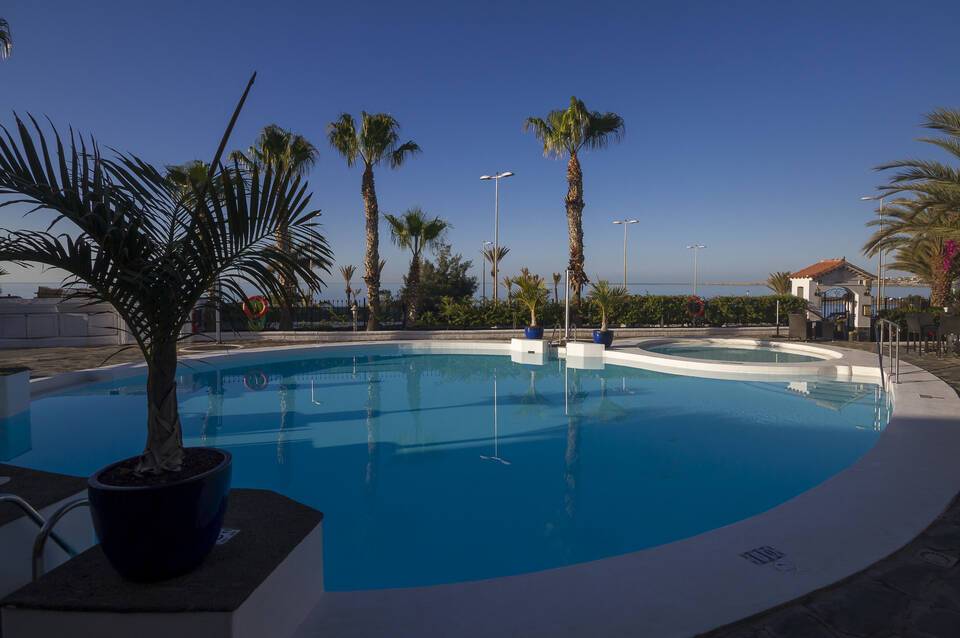 Sunsuites Carolina 3