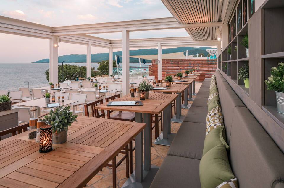 Valamar Bellevue Resort 3