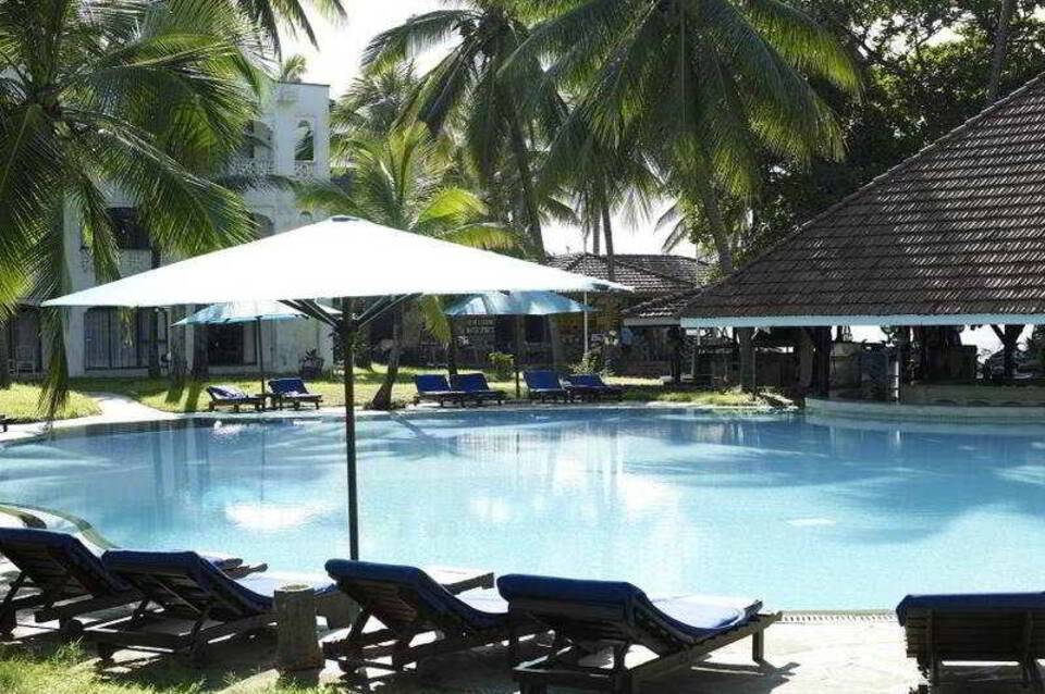 Sarova Whitesands Beach Resort & Spa 4