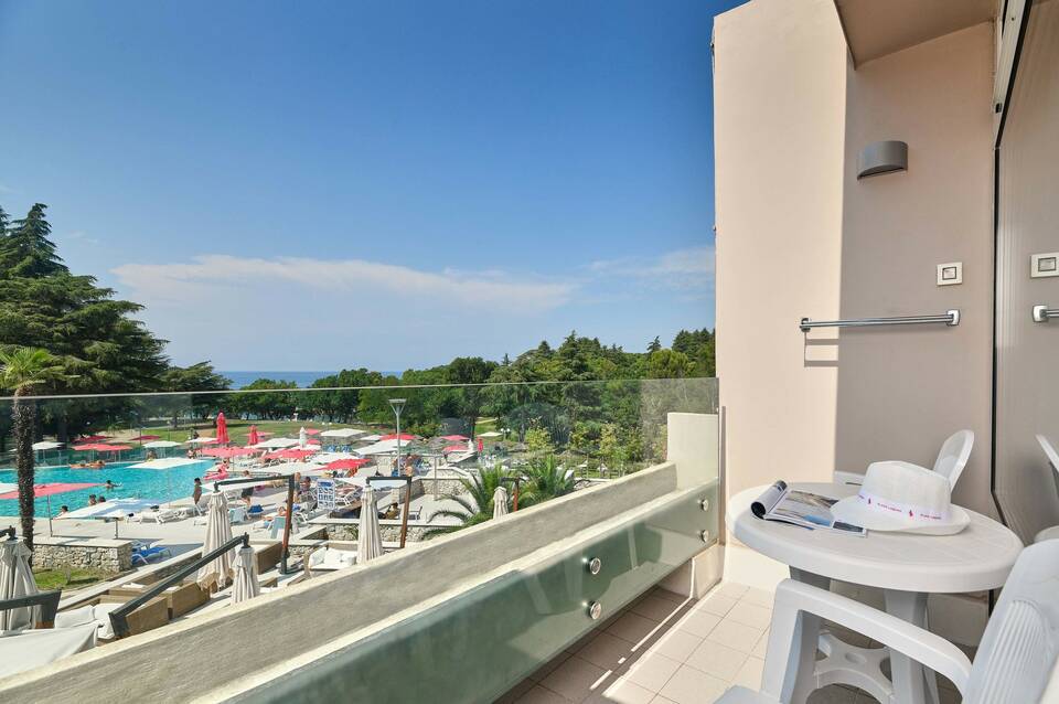 Hotel Mediteran Plava Laguna 4