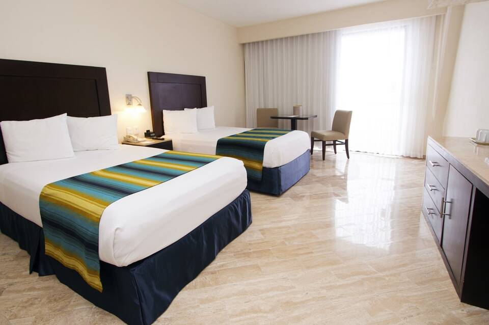 Crown Paradise Club Cancún 3