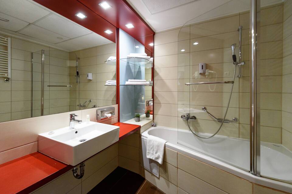 Promenade City Hotel 5