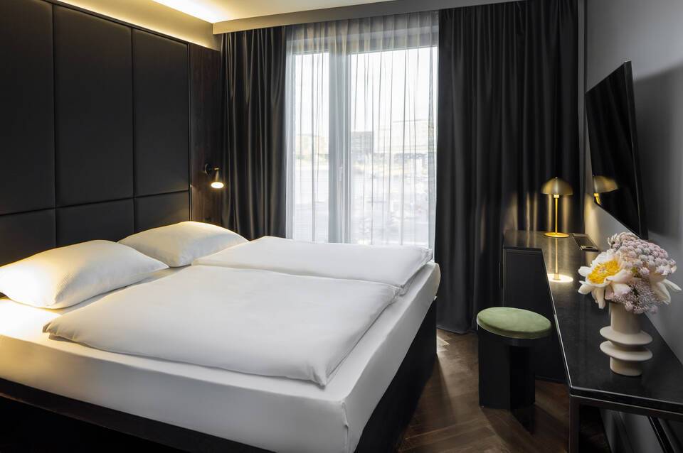 Hotel ROMY by AMANO 2