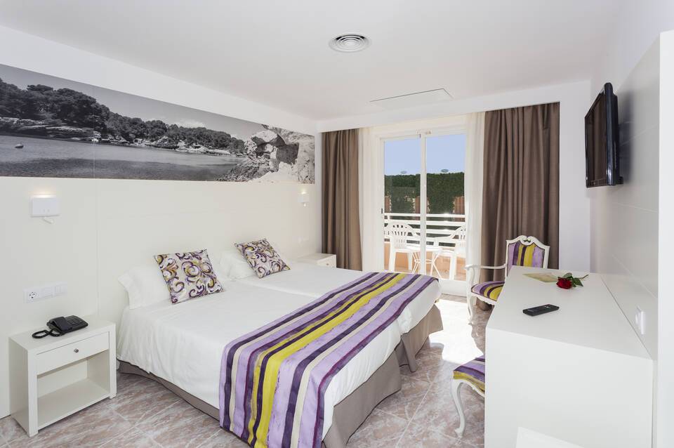 Venecia Paguera Hotel 2