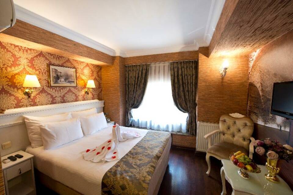Golden Horn Sirkeci 1
