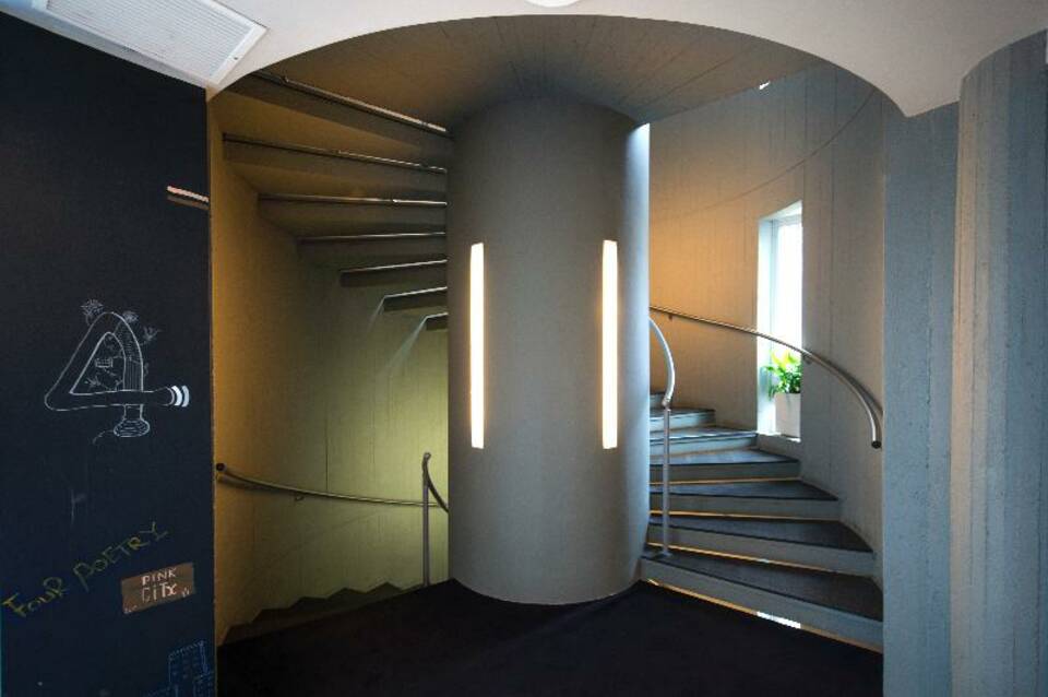 Hotel Twenty One 3