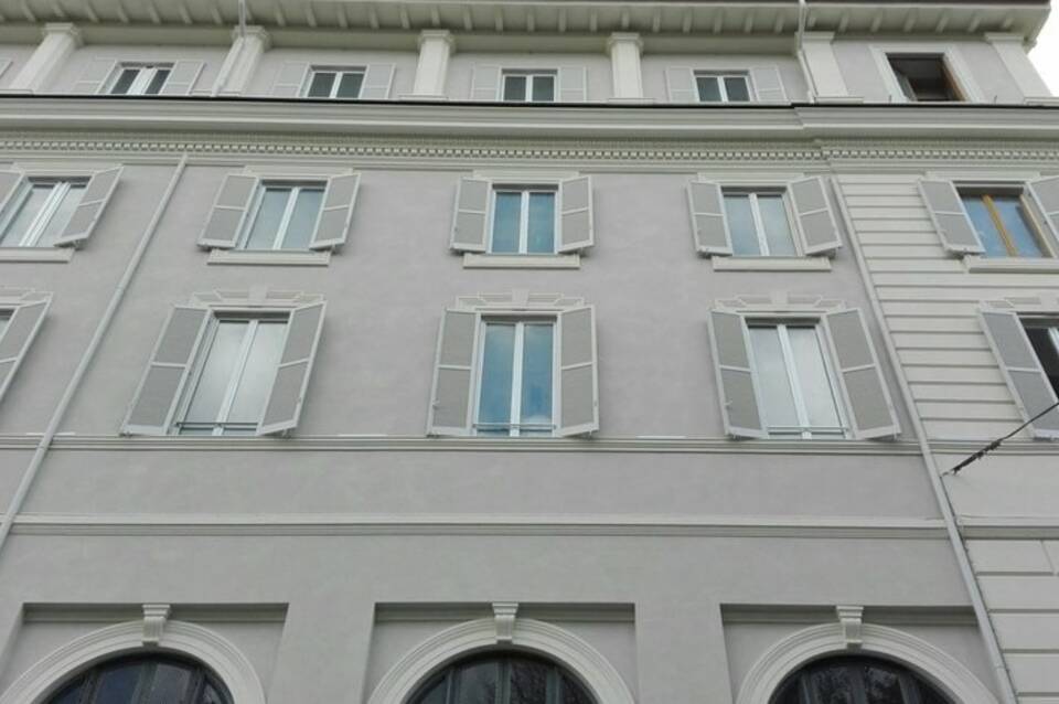 The Building Hotel 1