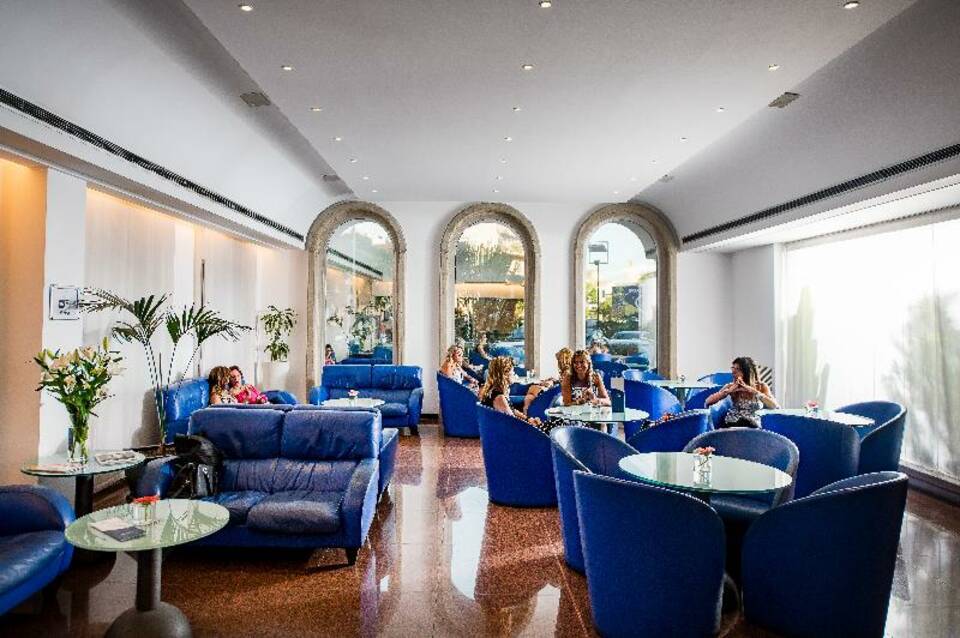 Astoria Palace 4