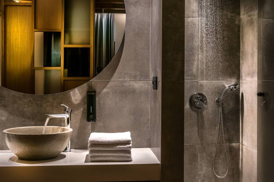Petousis Hotel & Suites 2