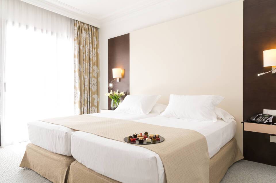 Hotel GPRO Valparaíso Palace & Spa 2