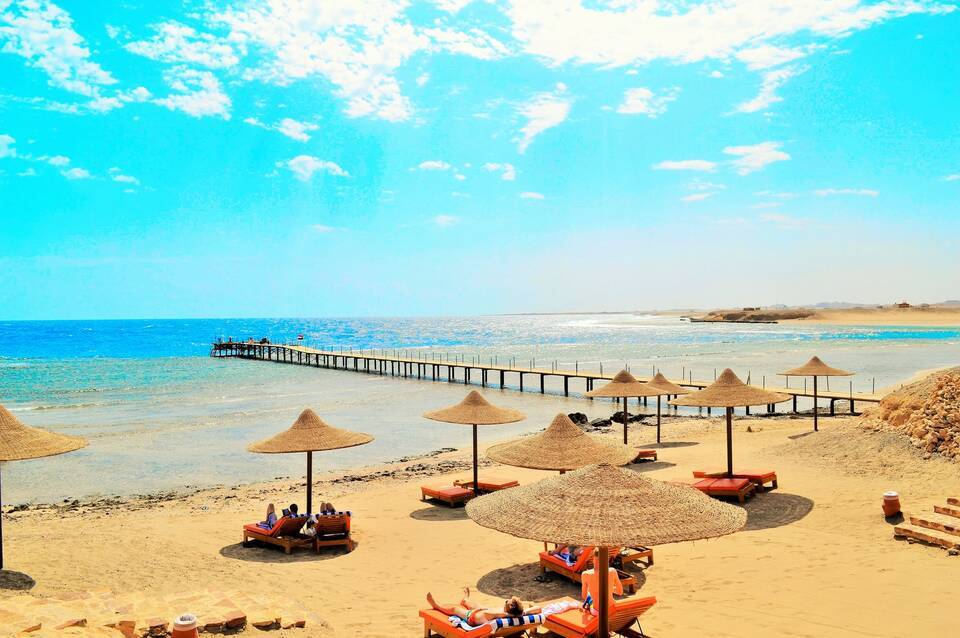 Rohanou Beach Resort & Ecolodge  1