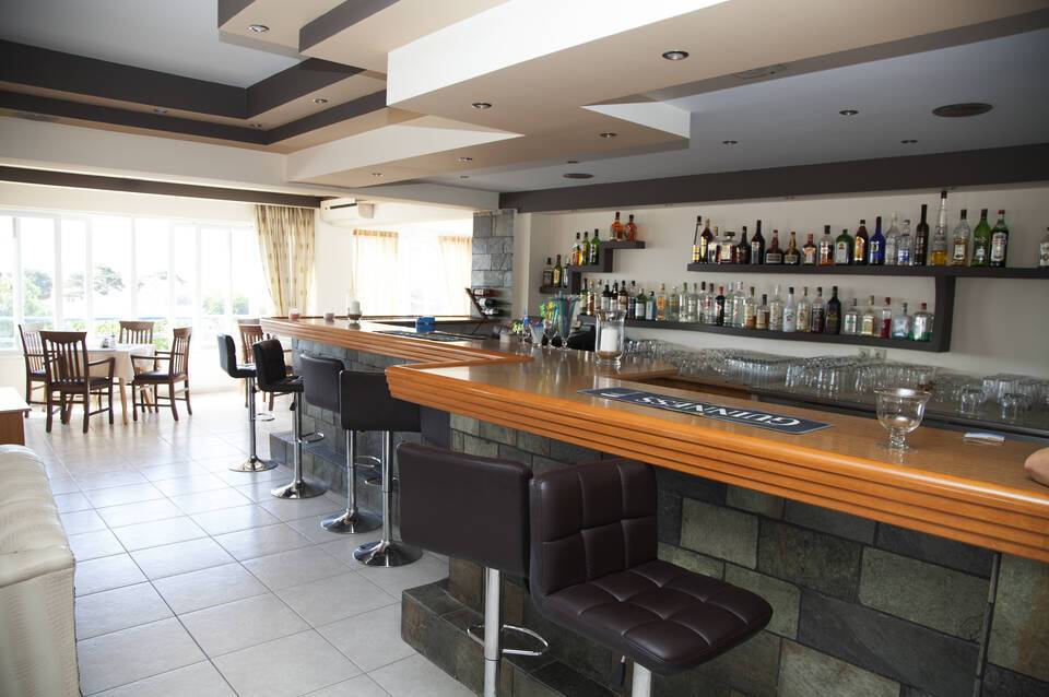 Athinoula Hotel 4