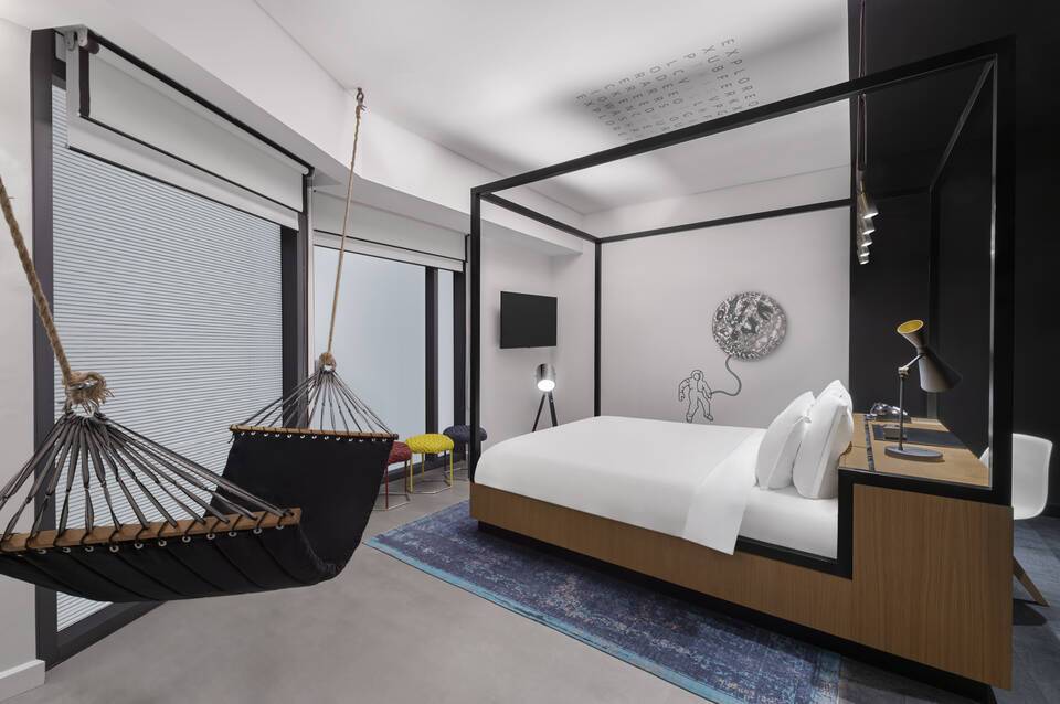 Canopy by Hilton Dubai Al Seef 5