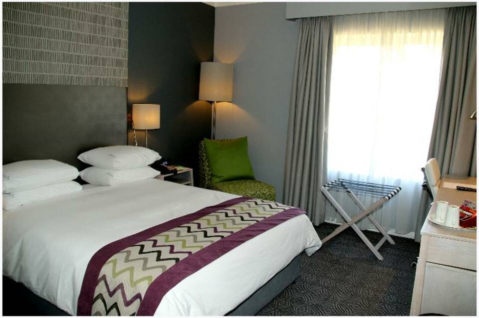 Holiday Inn Johannesburg Airport 1