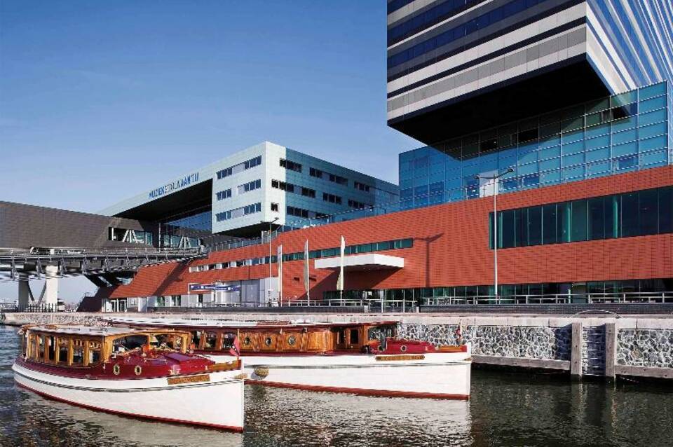 Mövenpick Hotel Amsterdam City Centre 5