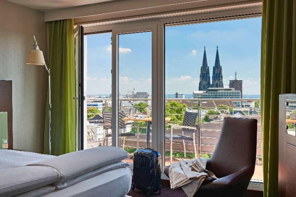 Pullman Cologne 3