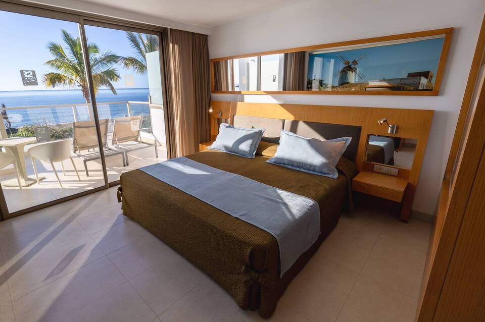 R2 Bahia Playa Design Hotel & Spa 3