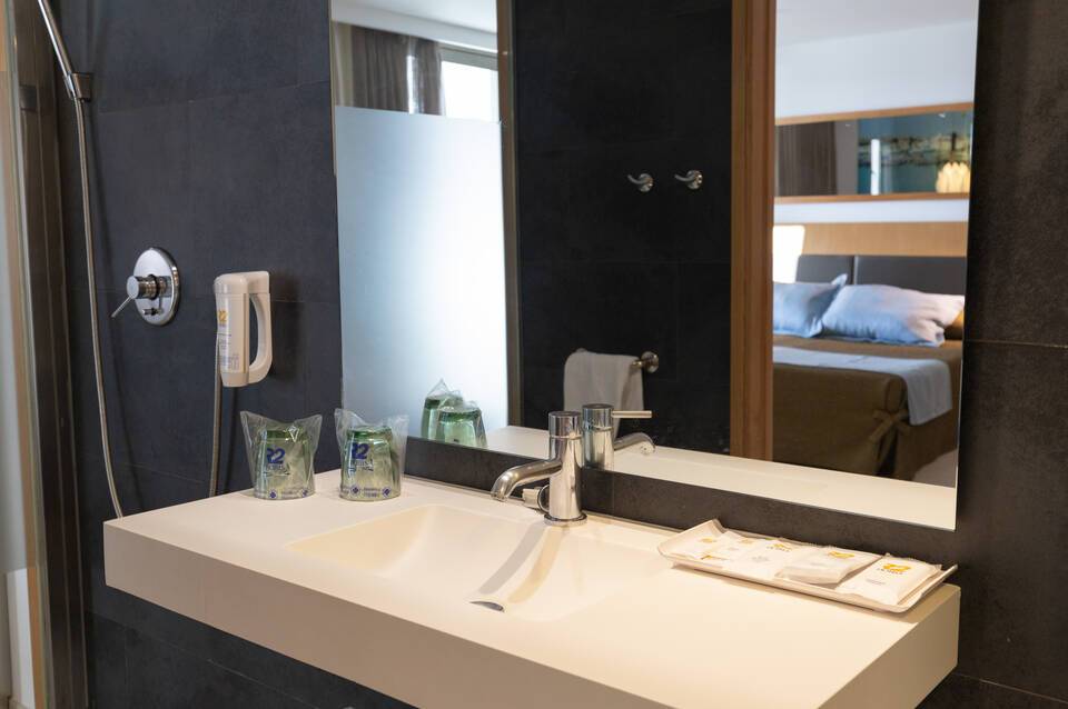 R2 Bahia Playa Design Hotel & Spa 5