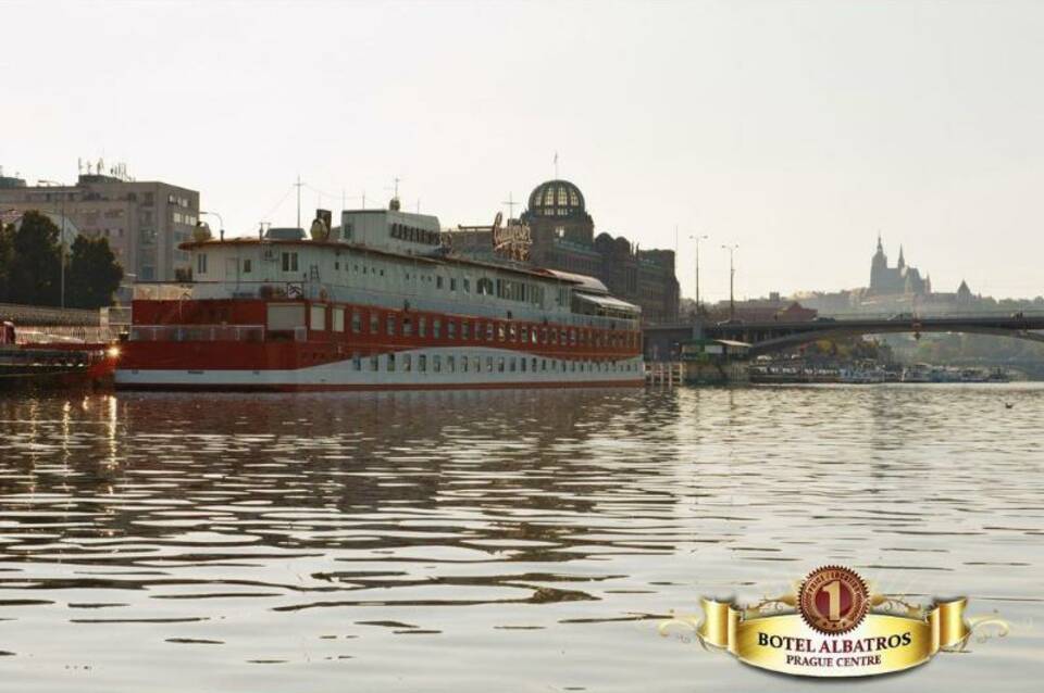 Botel Albatros  4