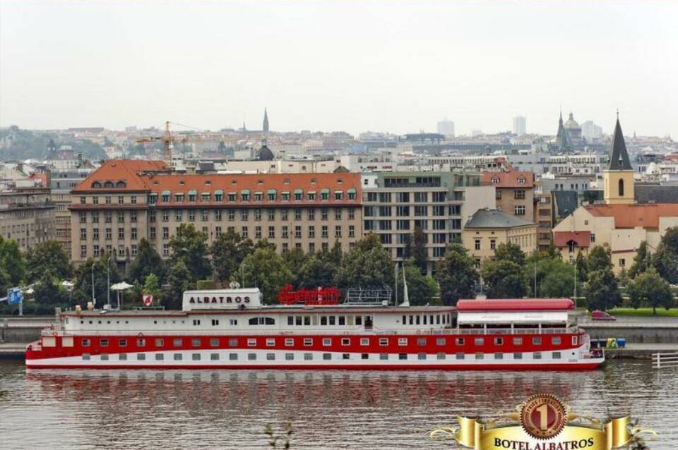 Botel Albatros  5