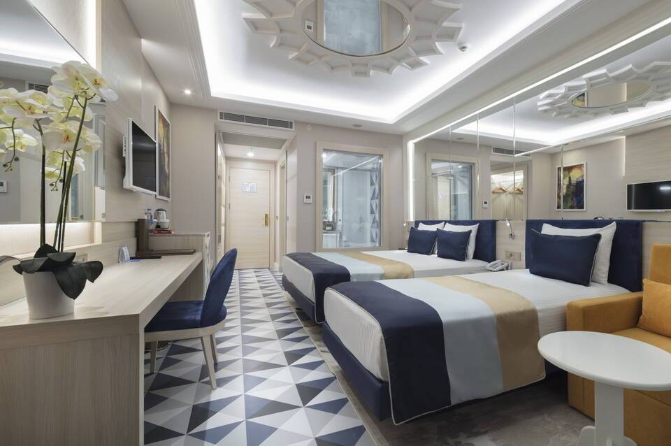 Granada Luxury Beach 4