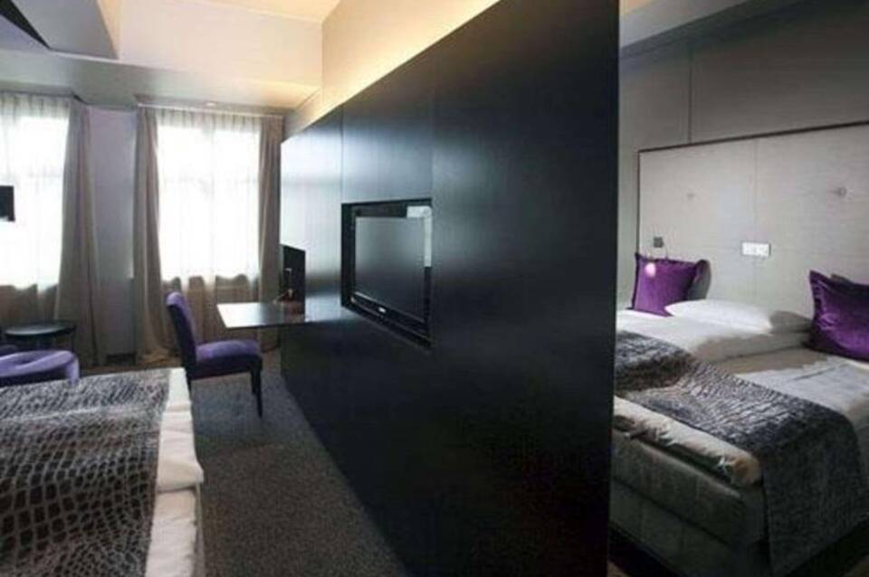 Home Hotel Folketeateret 2