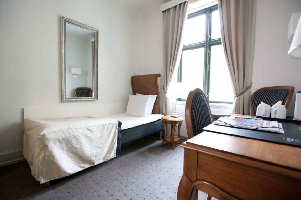 Best Western Hotel Hebron 5