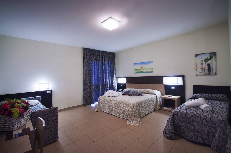 Riva Marina Resort 5