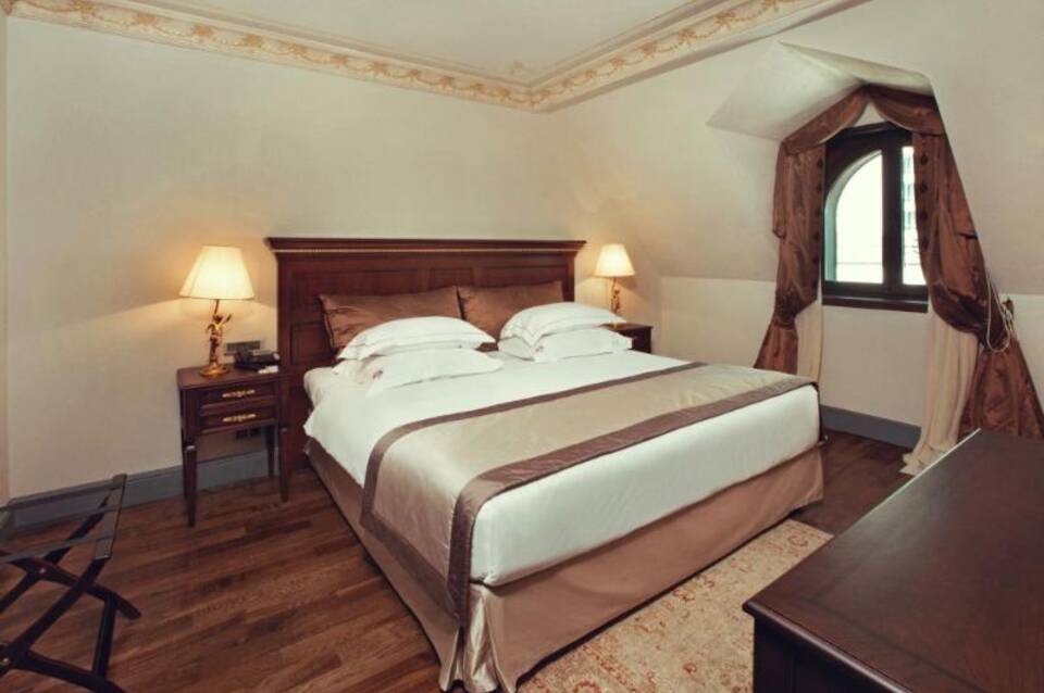 Palazzo Donizetti Istanbul, Tapestry Collection by Hilton 5