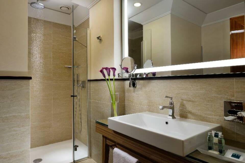 UNAHOTELS Decò Roma 4