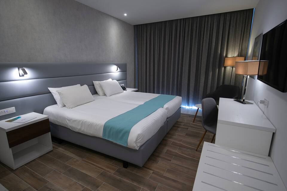 Solana Hotel & Spa 3