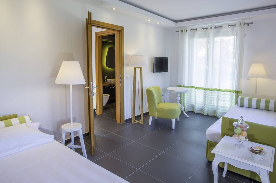 Avaton Luxury Beach Resort - Relais & Chateaux 5