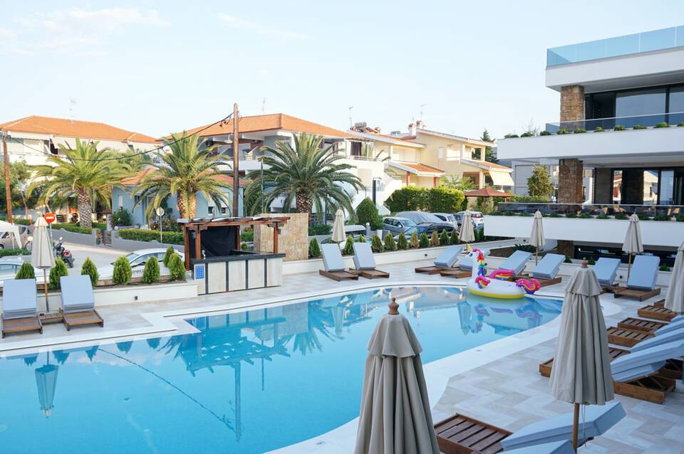 Agnes Deluxe Hotel 1