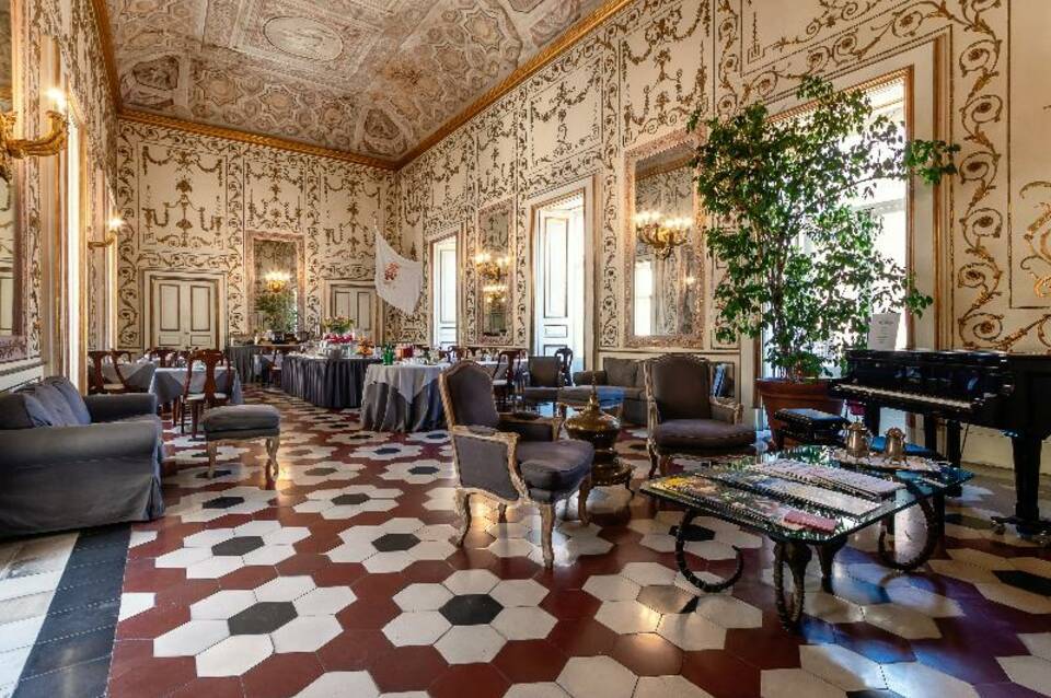 Decumani Hotel De Charme 5