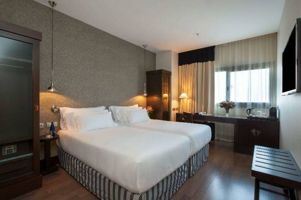 NH Collection Sevilla 2