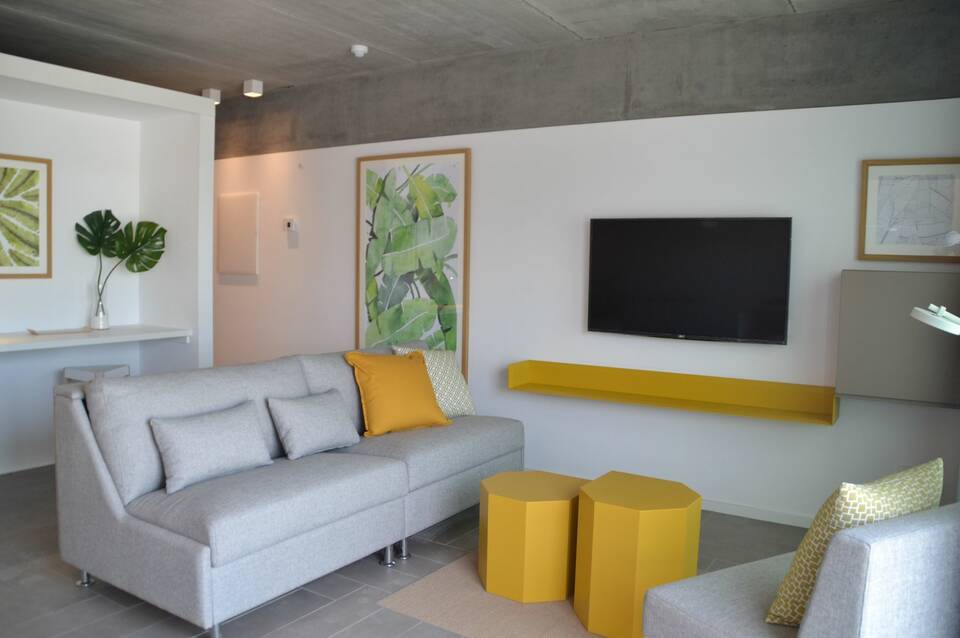 Resort Cordial Santa Águeda & Perchel Beach Club 2