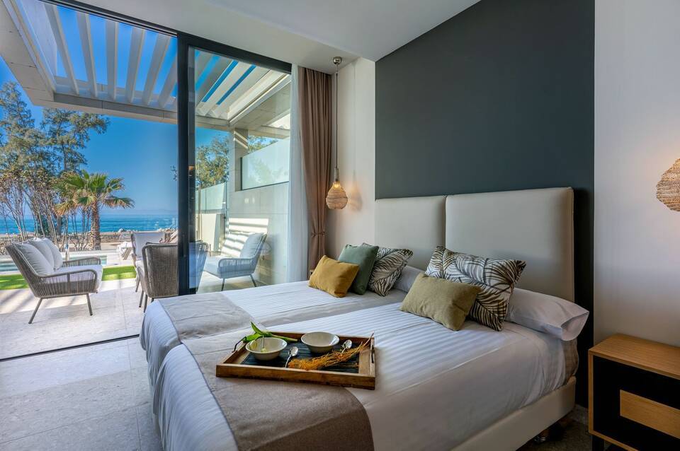 Resort Cordial Santa Águeda & Perchel Beach Club 5