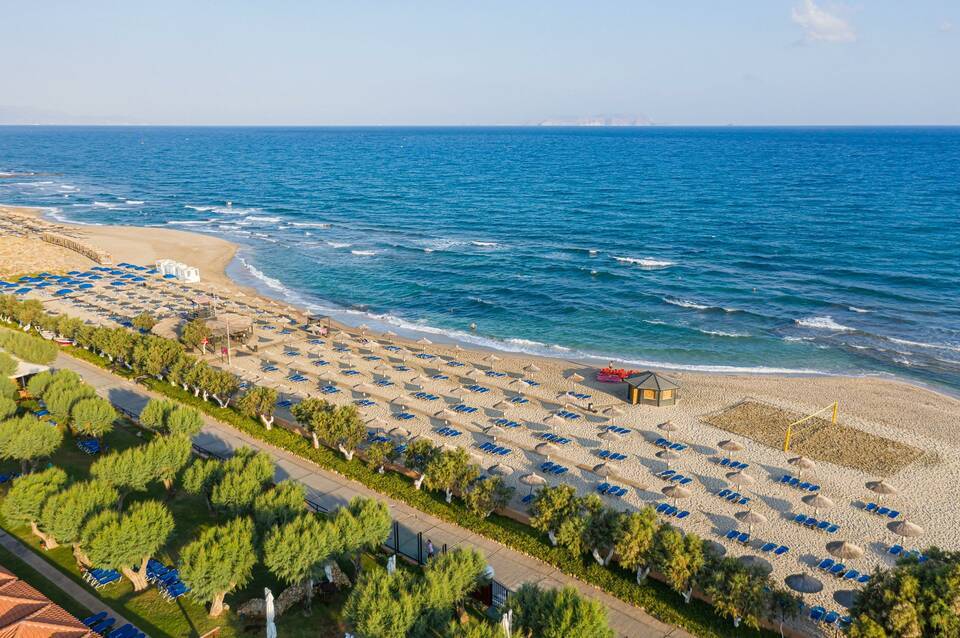 Anissa Beach & Village Hotel 2