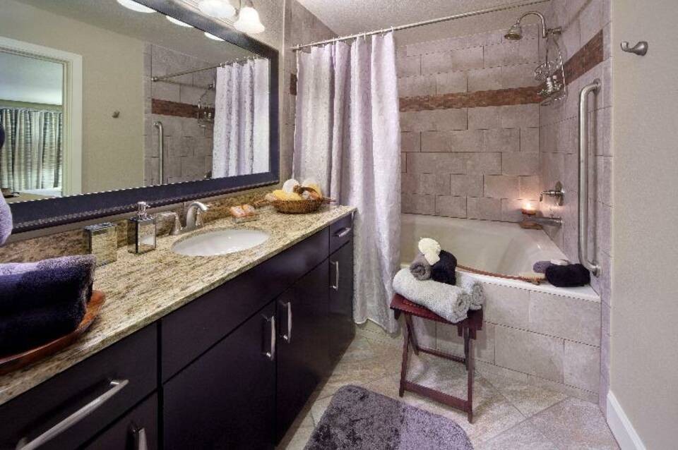 Holiday Inn Club Vacations At Desert Club Resort 1