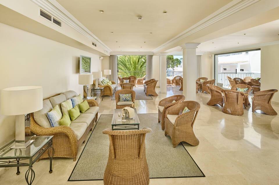 Ria Park Garden Hotel 5