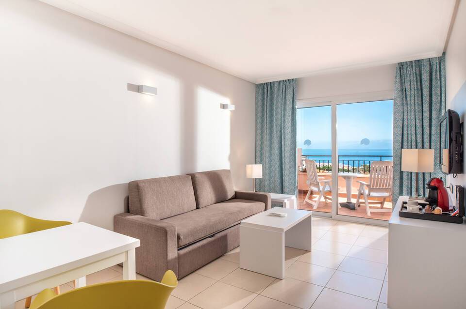 Landmar Costa Los Gigantes Family Resort 4