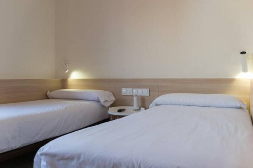 Hostal Lami 4