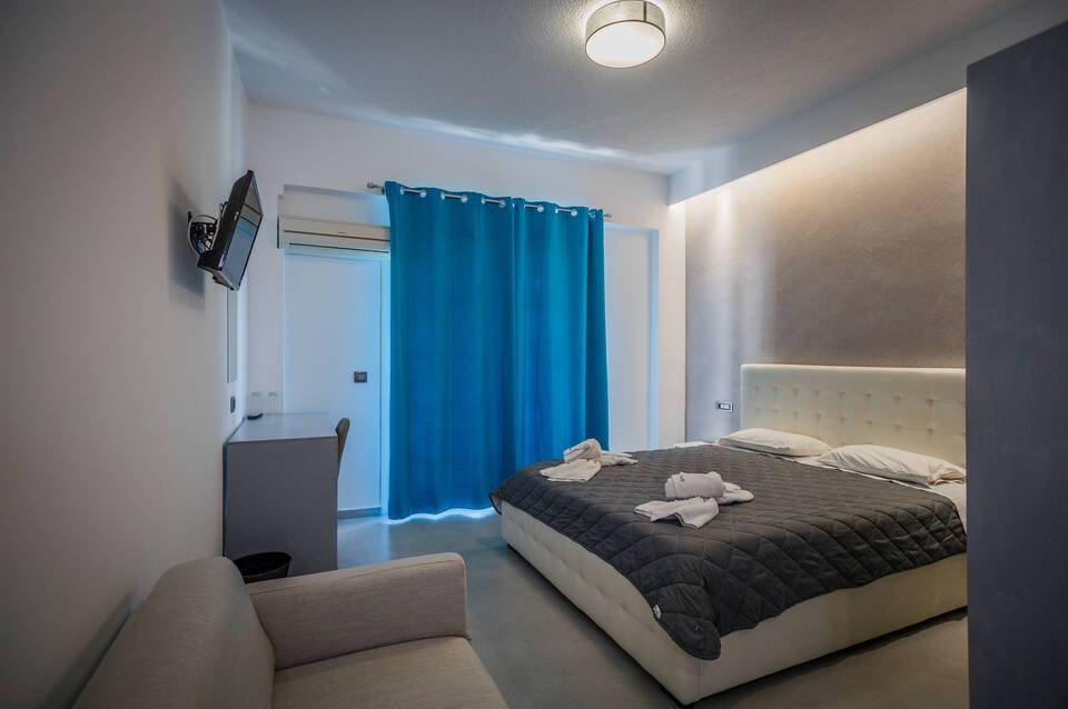 Paradise Hotel 3