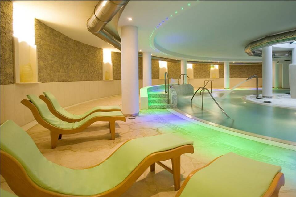 Hotel Flamingo Resort 4
