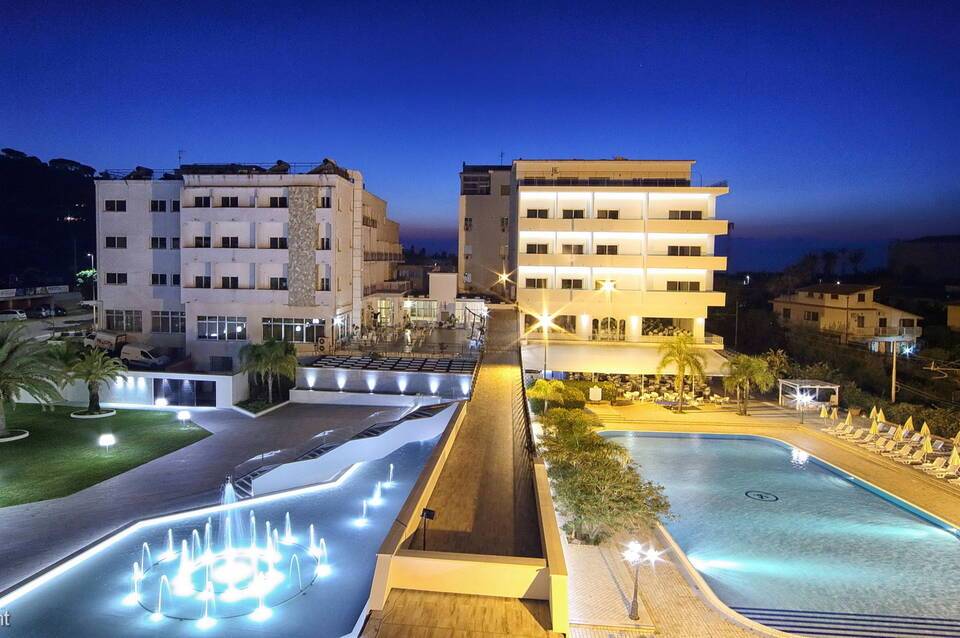 Hotel Santa Lucia Le Sabbie d'Oro 4