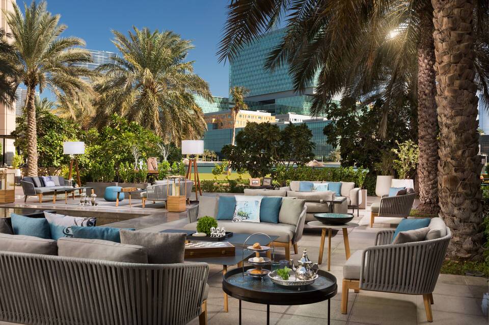 Beach Rotana 4