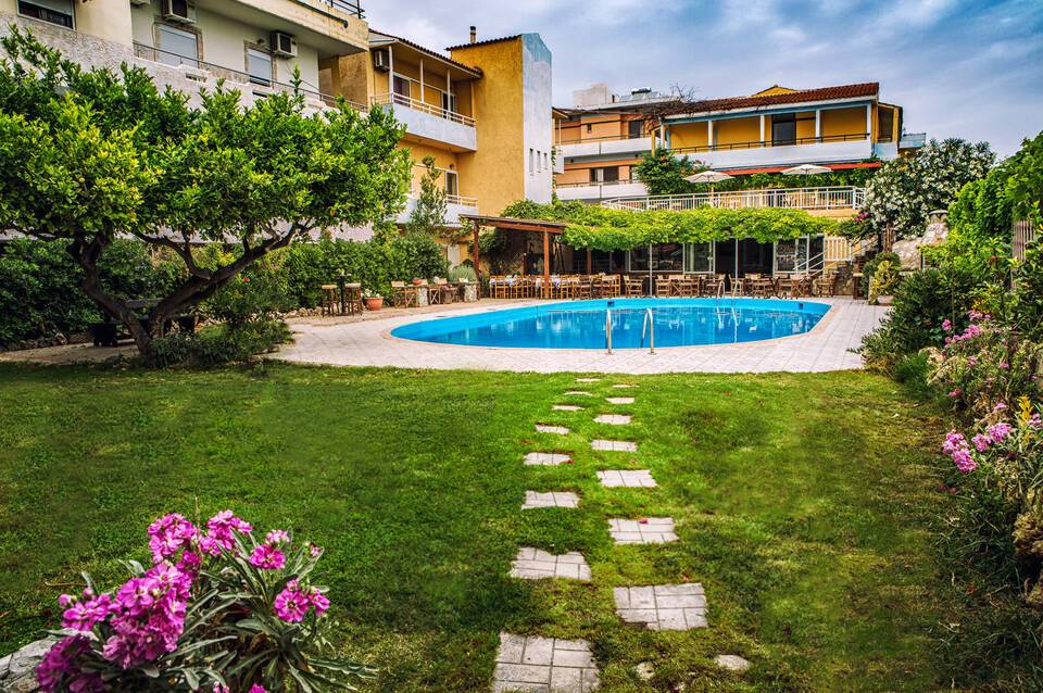 Roxani Hotel 1