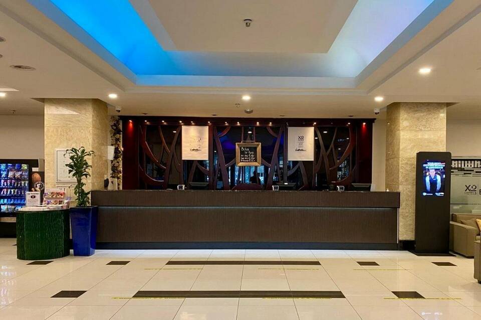 XO Hotels Blue Tower 3
