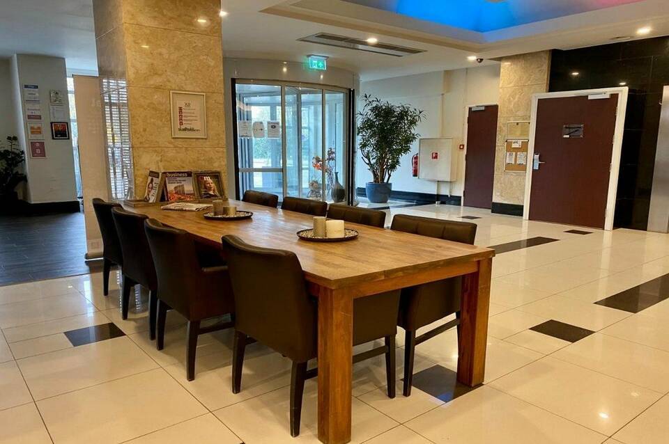 XO Hotels Blue Tower 5